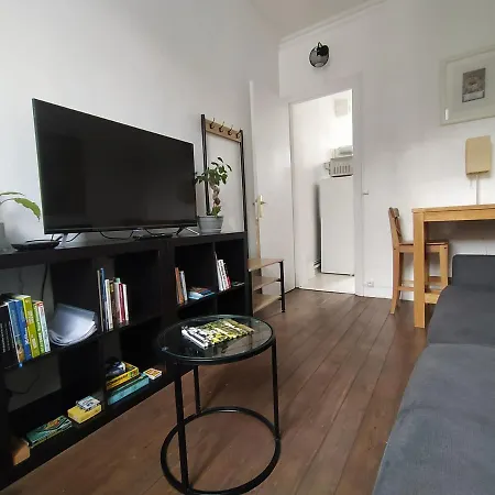 Le Nid Normand Avec Terrasse - Stationnement Facile Et Gratuit - 5 Min Seine Apartment *