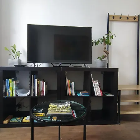 Le Nid Normand Avec Terrasse - Stationnement Facile Et Gratuit - 5 Min Seine Apartment Deville-les-Rouen