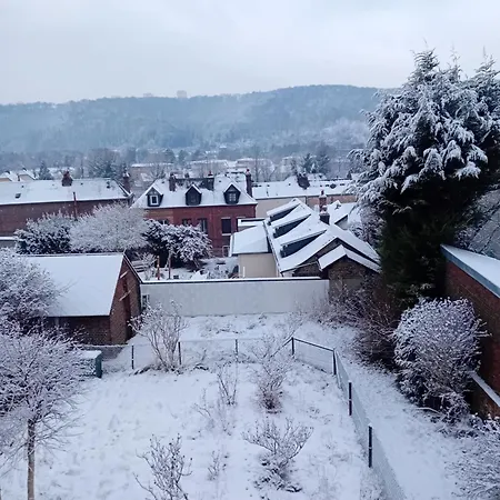 Le Nid Normand Avec Terrasse - Stationnement Facile Et Gratuit - 5 Min Seine Apartment Deville-les-Rouen